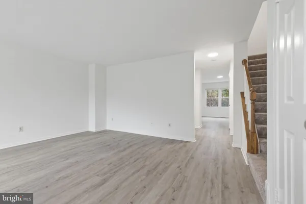 $589,999 | 6126 Old Brentford Court, Alexandria, VA 22310