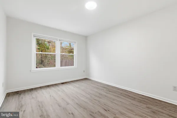 $589,999 | 6126 Old Brentford Court, Alexandria, VA 22310