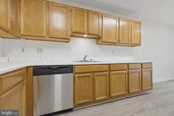 $589,999 | 6126 Old Brentford Court, Alexandria, VA 22310
