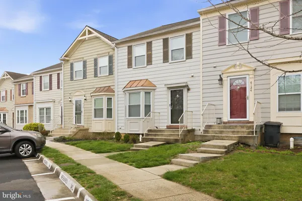 $589,999 | 6126 Old Brentford Court, Alexandria, VA 22310