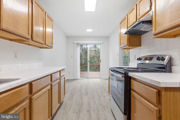 $589,999 | 6126 Old Brentford Court, Alexandria, VA 22310