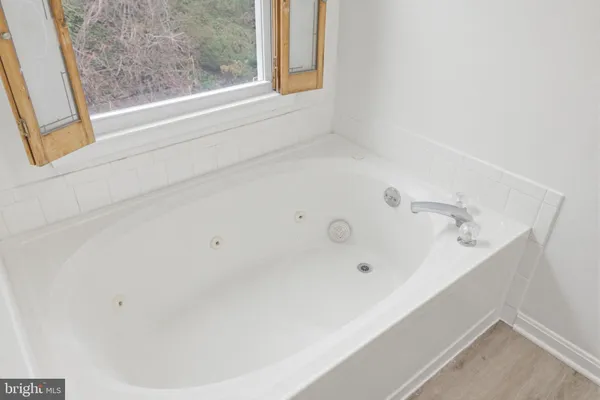 $589,999 | 6126 Old Brentford Court, Alexandria, VA 22310