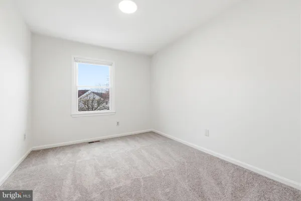 $589,999 | 6126 Old Brentford Court, Alexandria, VA 22310