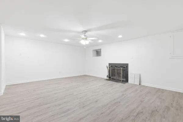 $589,999 | 6126 Old Brentford Court, Alexandria, VA 22310