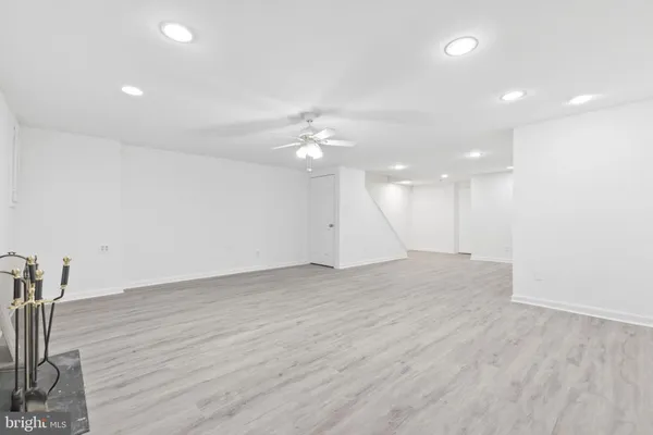 $589,999 | 6126 Old Brentford Court, Alexandria, VA 22310