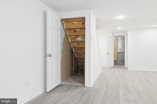 $589,999 | 6126 Old Brentford Court, Alexandria, VA 22310
