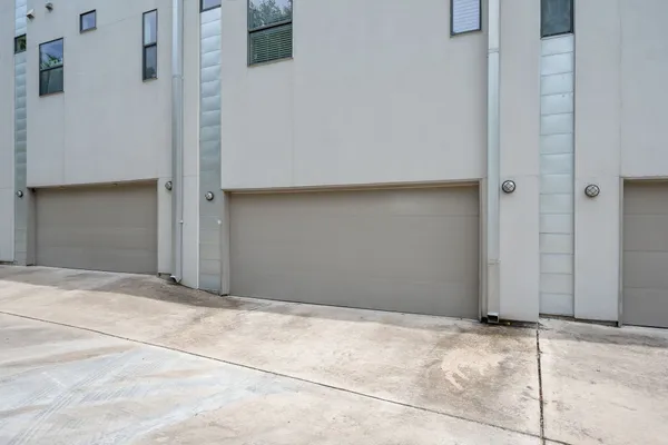 a view of a room with an empty space