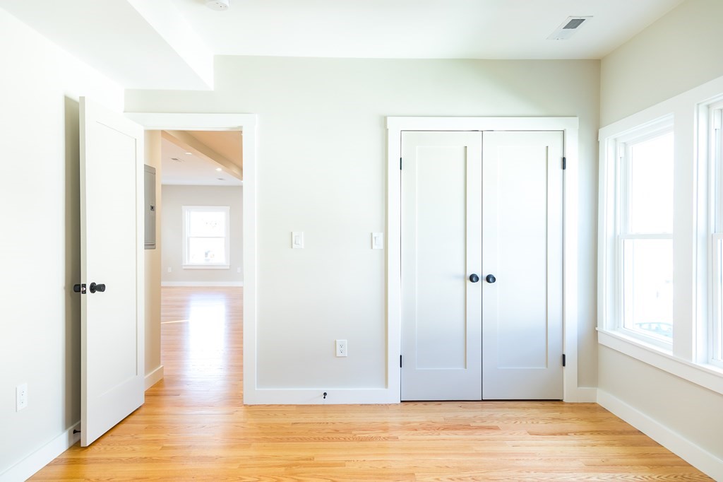 130 Circuit Road, Unit 2 Winthrop, MA 02152 - Photo 16 of 38 Gallery Image 16