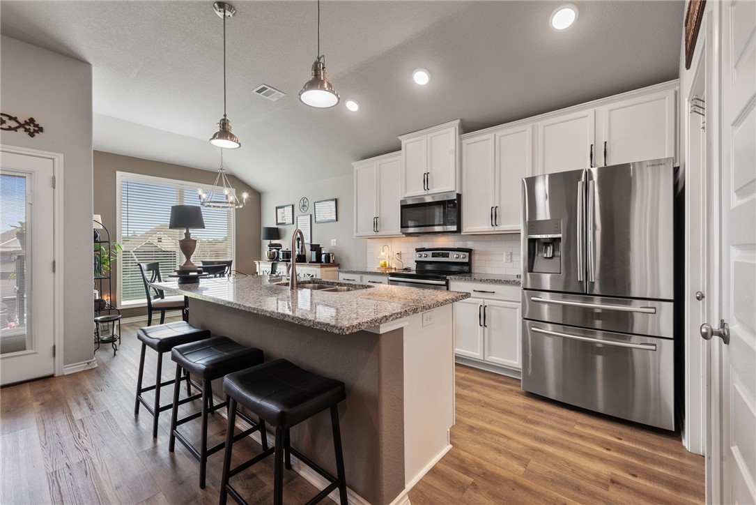 3440 Utah Court Bryan, TX 77808 - Photo 4 of 18