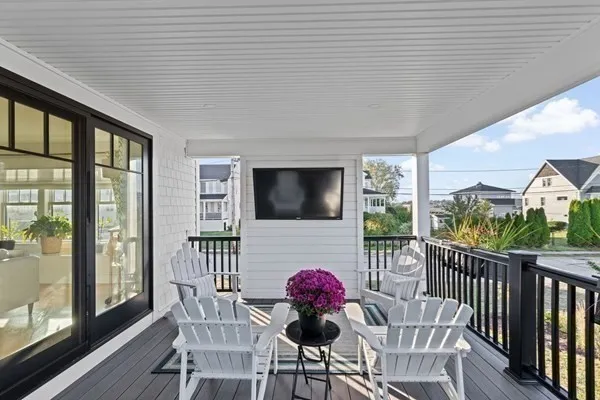 $1,599,000 | 5 Vernon Avenue, Hull, MA 02045