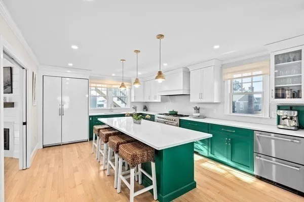 $1,599,000 | 5 Vernon Avenue, Hull, MA 02045