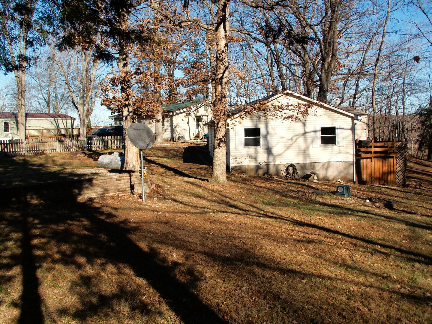 1648 Moonglow Road Centralia, IL 62801 - Photo 3 of 22 a view of a house with a yard