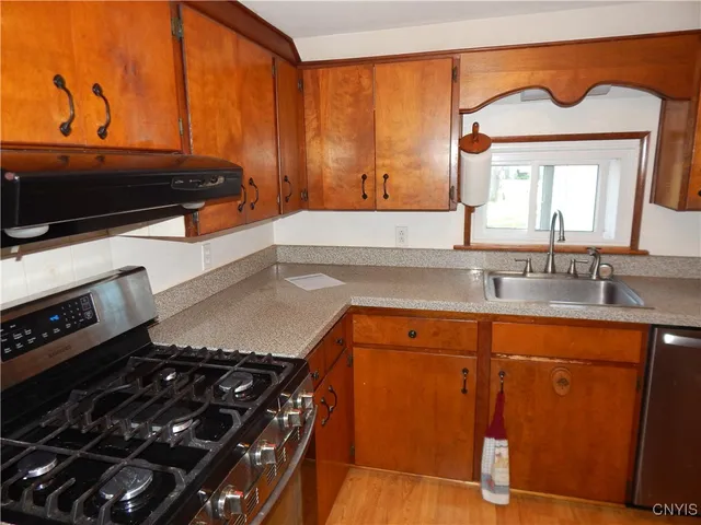 $189,900 | 6133 Griffin Drive, Cicero, NY 13039