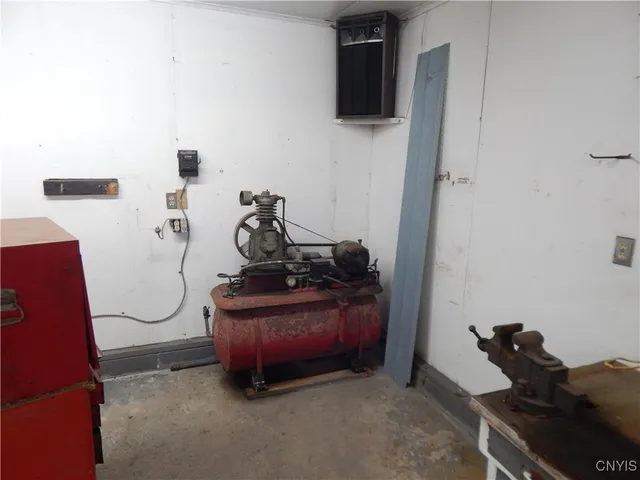 $189,900 | 6133 Griffin Drive, Cicero, NY 13039