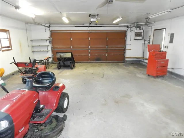 $189,900 | 6133 Griffin Drive, Cicero, NY 13039