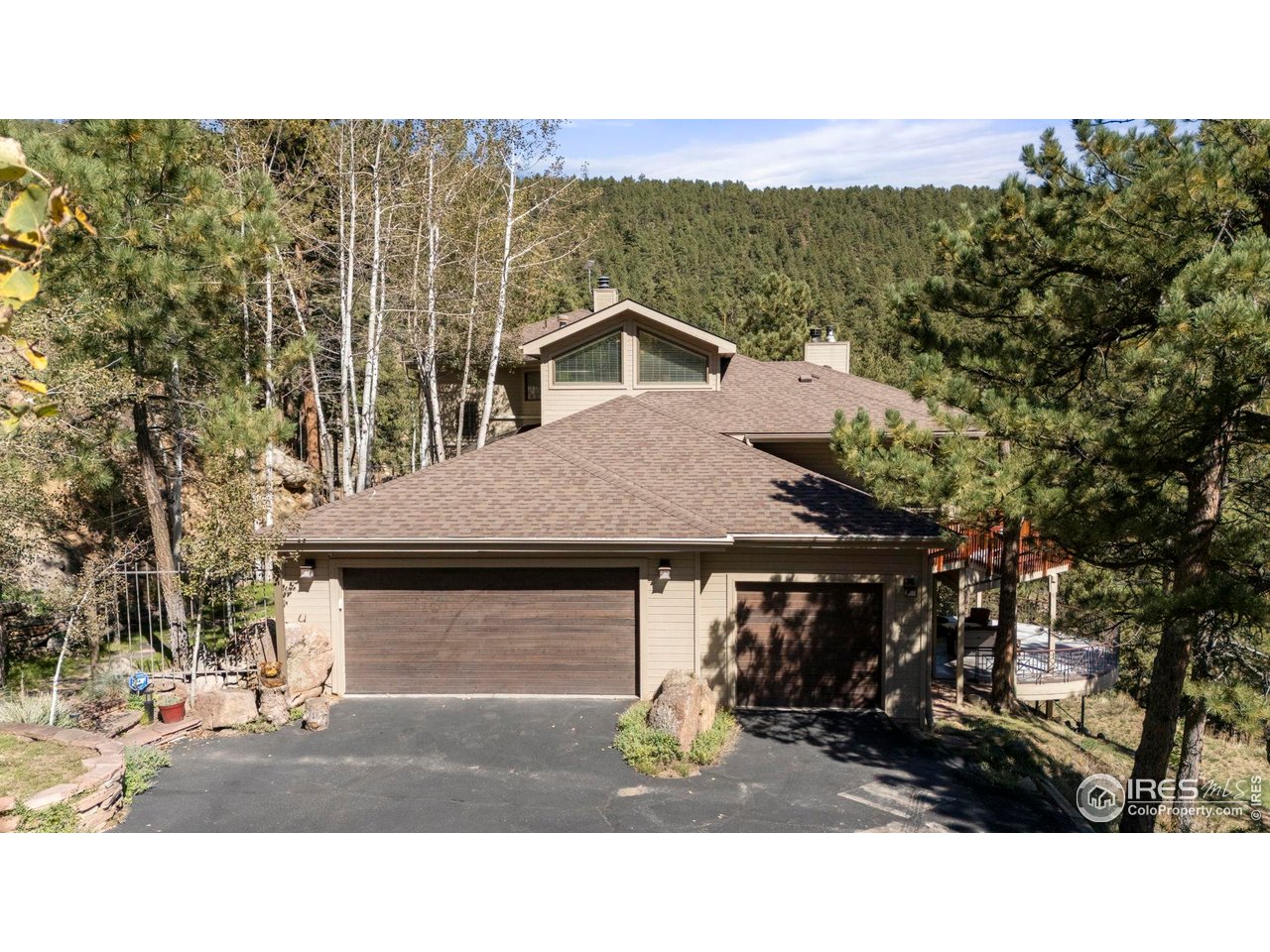 524 Cutter Lane Boulder, CO 80302 - Photo 3 of 49 a house view with a outdoor space