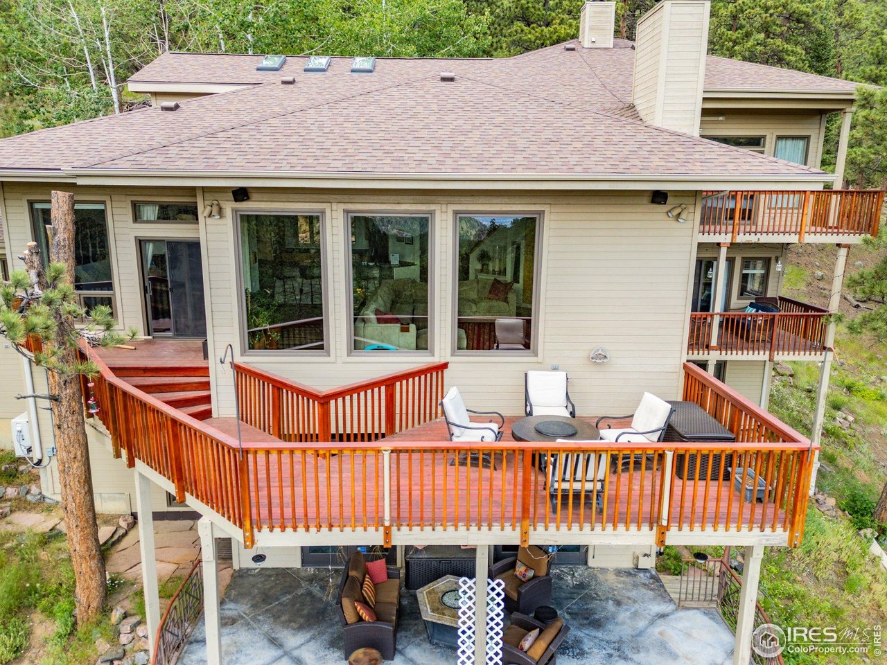 524 Cutter Lane Boulder, CO 80302 - Photo 45 of 49 a view of a house with wooden fence