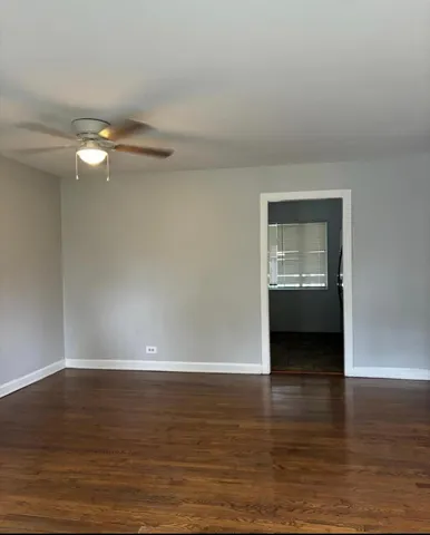 $2,100 | 2800 South 10th Avenue, Broadview, IL 60155