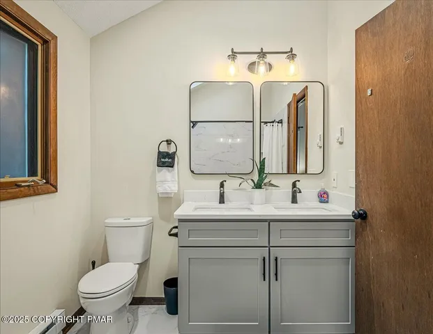 $459,000 | 1119 Kensington Drive, East Stroudsburg, PA 18301