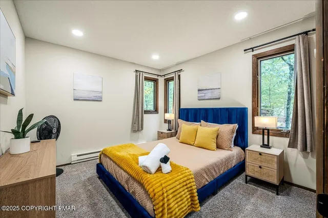 $459,000 | 1119 Kensington Drive, East Stroudsburg, PA 18301