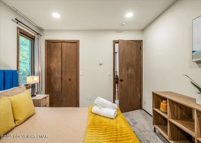 $459,000 | 1119 Kensington Drive, East Stroudsburg, PA 18301