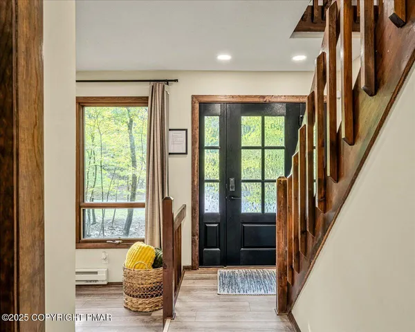 $459,000 | 1119 Kensington Drive, East Stroudsburg, PA 18301