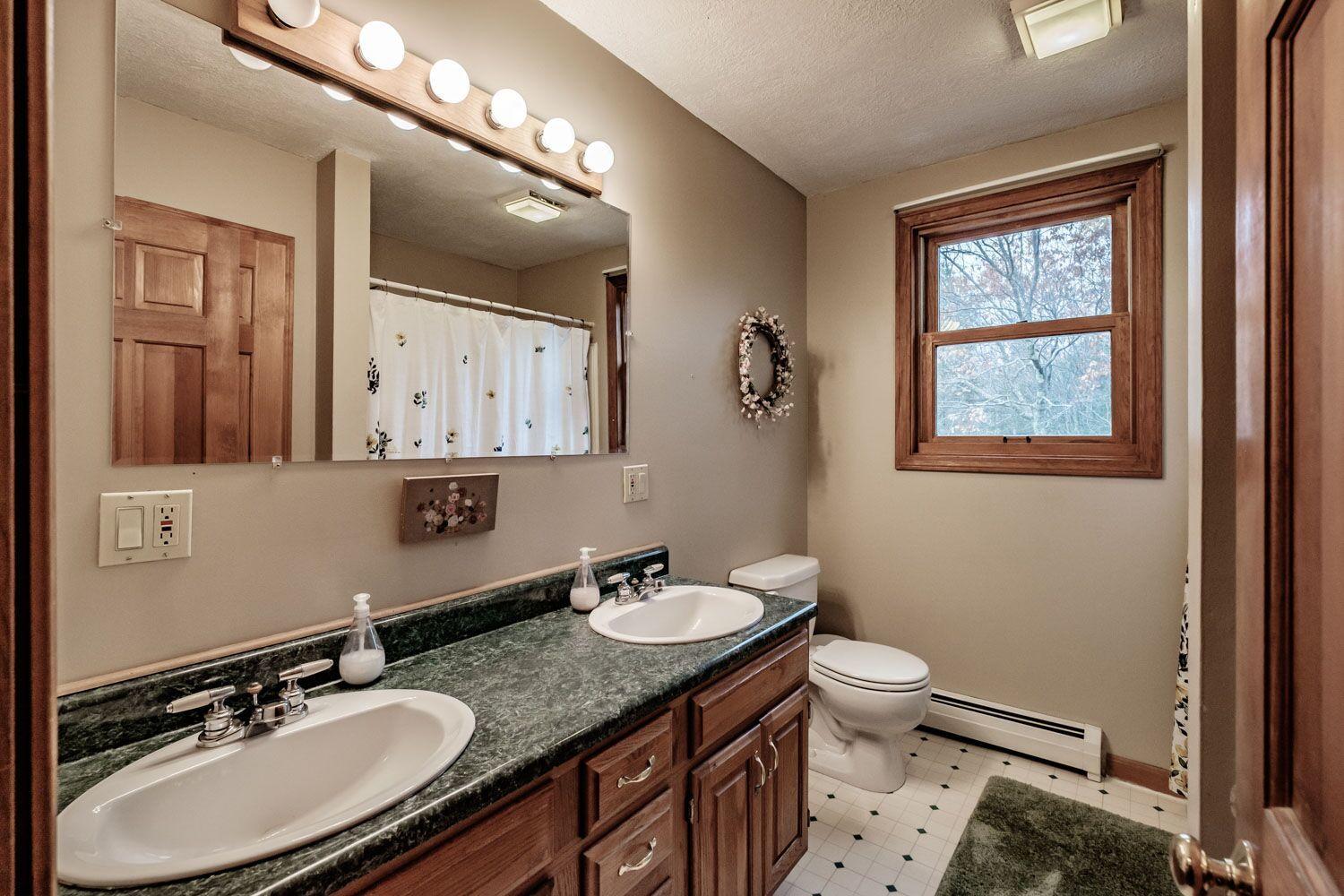 386 Middle Road Waterboro, ME 04087 - Photo 30 of 49 386 bathroom up