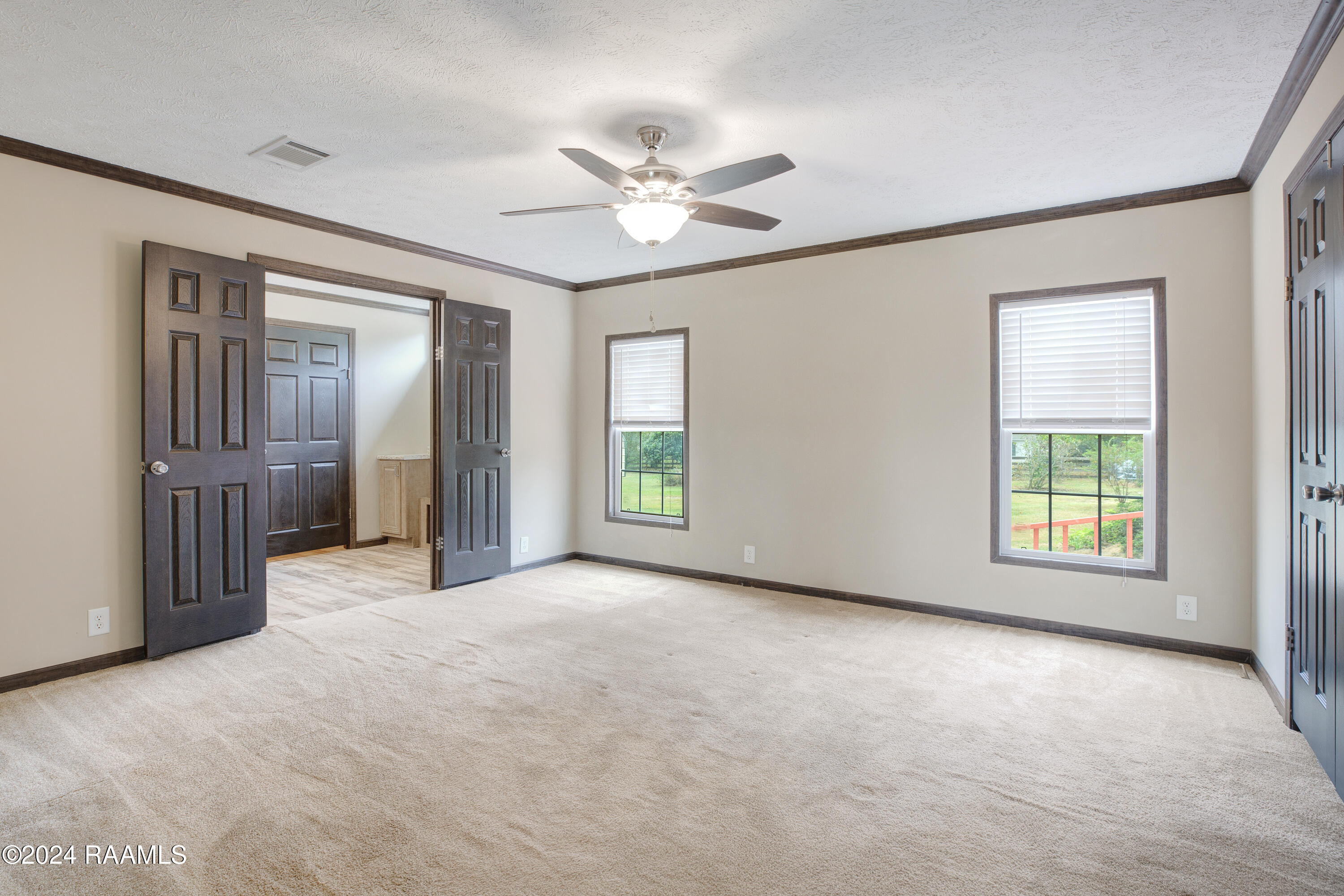 1657 Montgomery Road Opelousas, LA 70570 - Photo 12 of 29 Primary suite