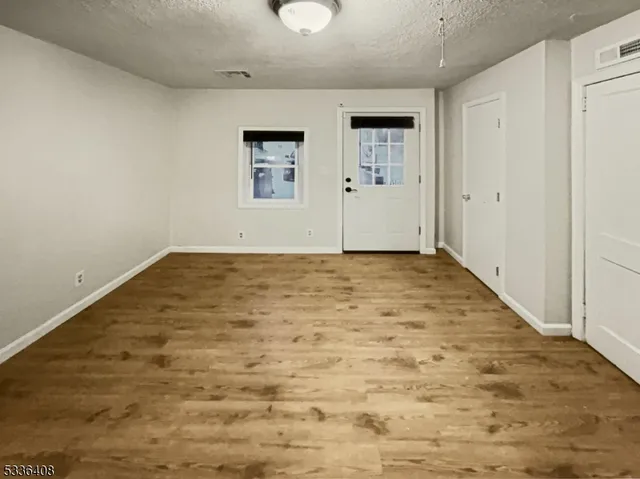 $500,000 | 811 Mountain Avenue, Bound Brook, NJ 08805