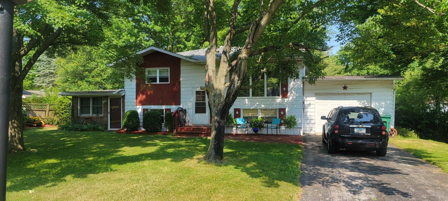 3402 North Wozniak Rd  