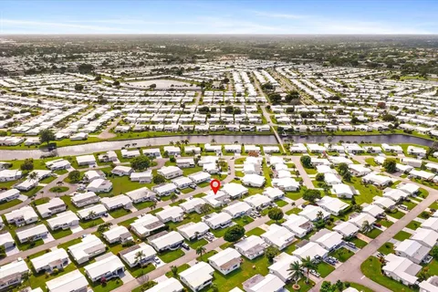 $405,000 | 1001 Southwest 6th Avenue, Boynton Beach, FL 33426