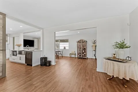 $405,000 | 1001 Southwest 6th Avenue, Boynton Beach, FL 33426