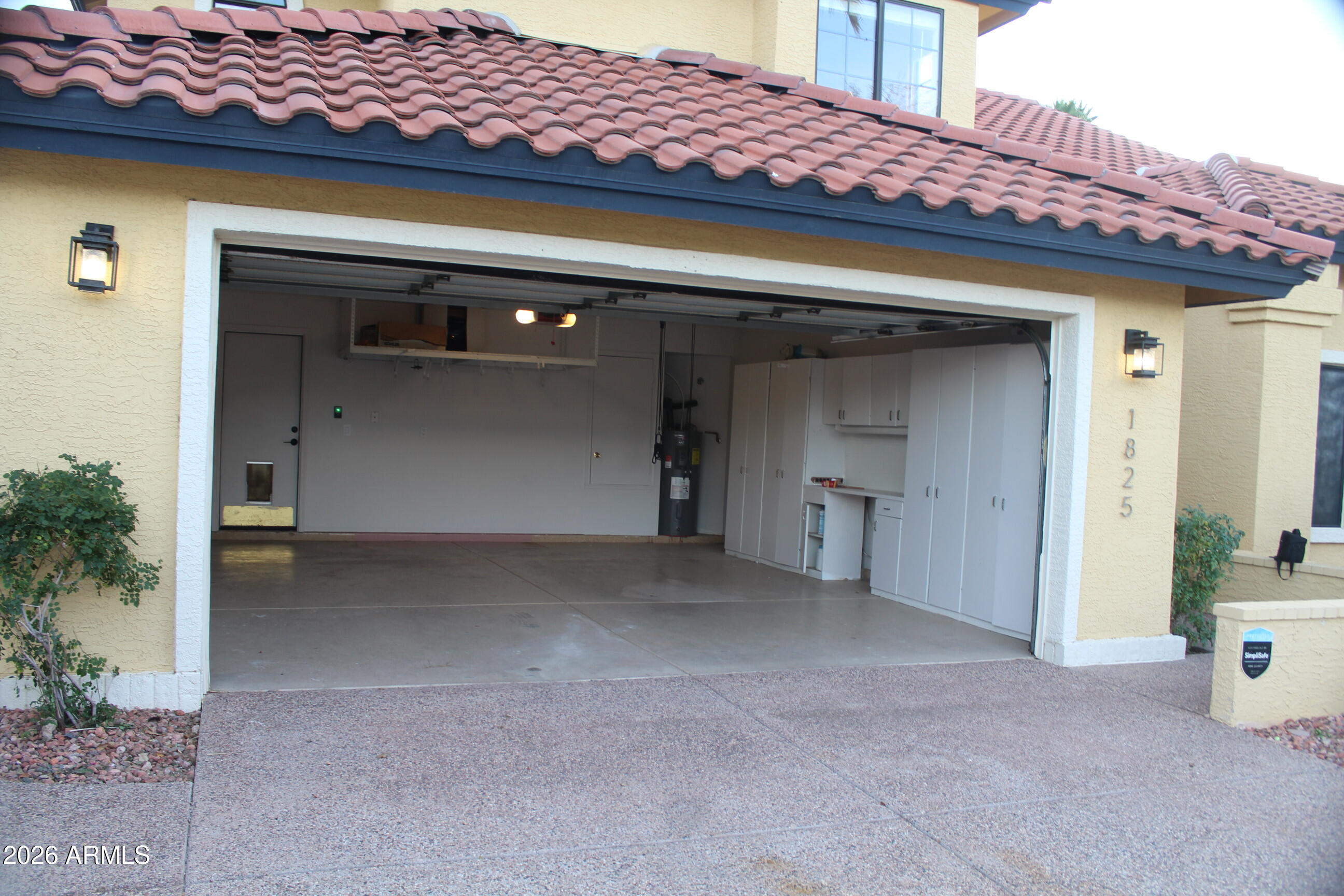 1825 East Redfield Road Phoenix, AZ 85022 - Photo 2 of 44 IMG_5438