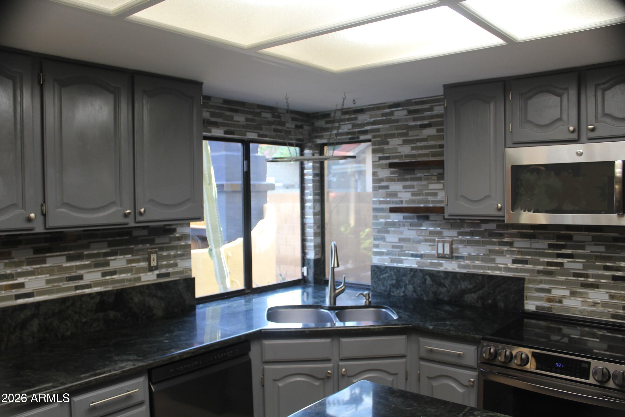 1825 East Redfield Road Phoenix, AZ 85022 - Photo 37 of 44 IMG_5403