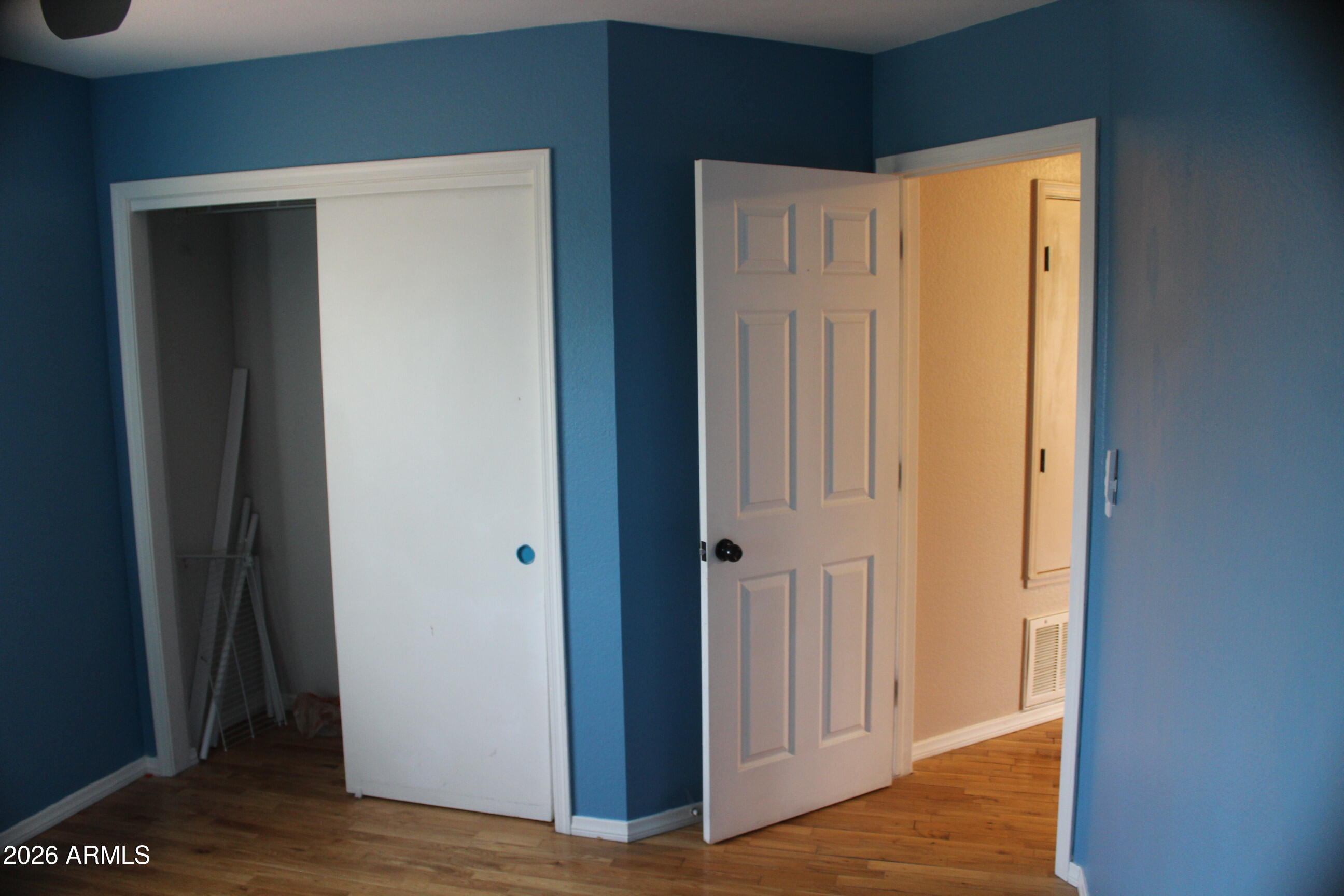 1825 East Redfield Road Phoenix, AZ 85022 - Photo 39 of 44 IMG_5427