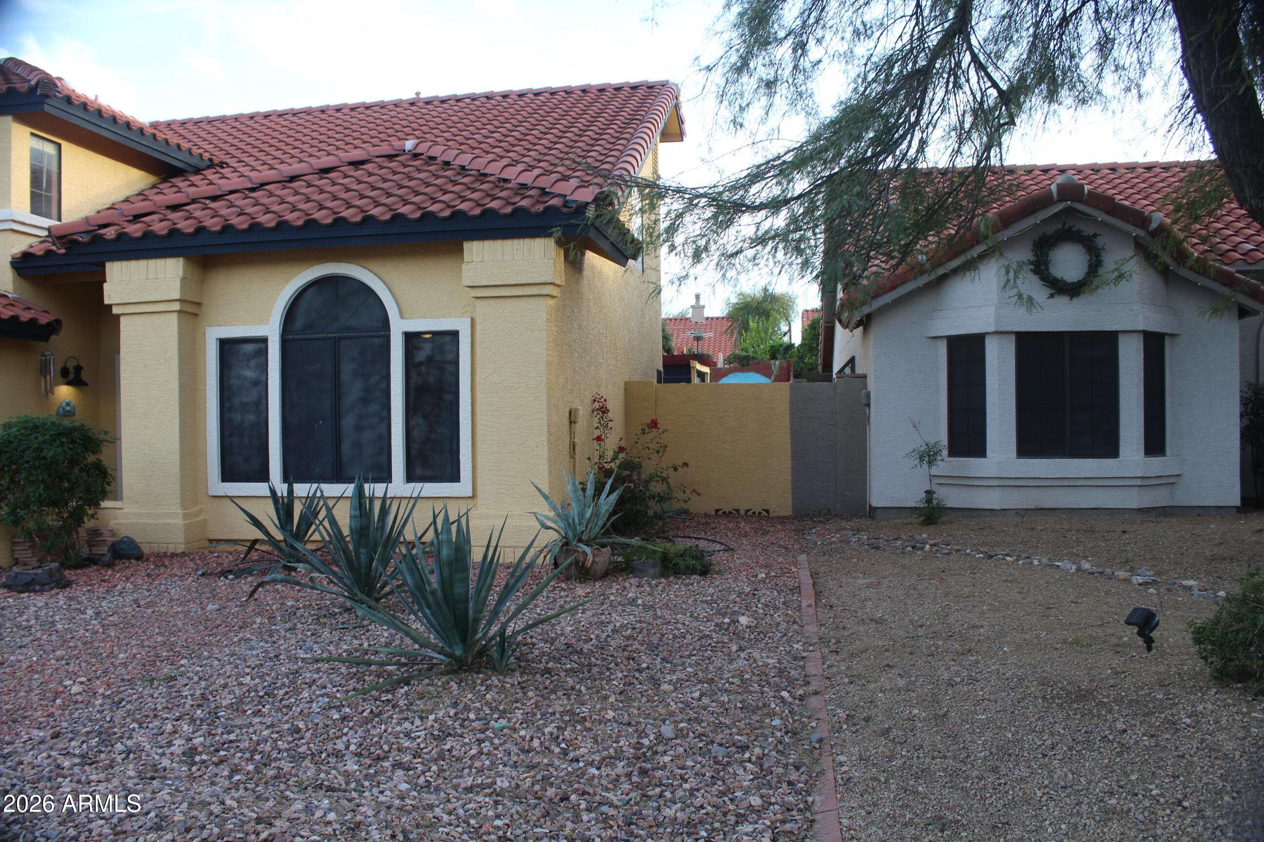 1825 East Redfield Road Phoenix, AZ 85022 - Photo 4 of 44 IMG_5440