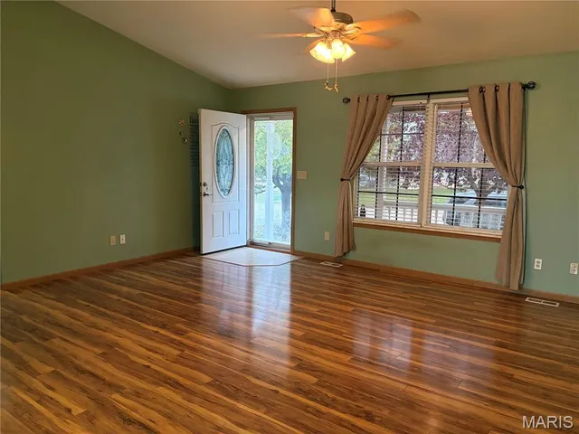 $275,000 | 3 Iron Hill Court, St. Clair, MO 63077