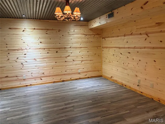 $275,000 | 3 Iron Hill Court, St. Clair, MO 63077