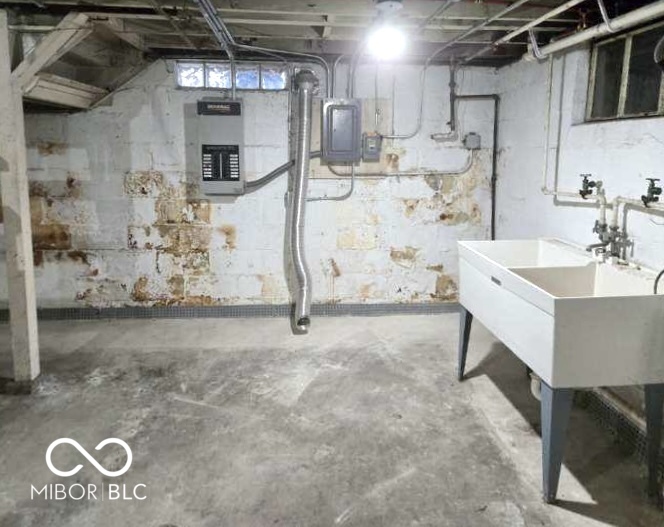 2640 38th Street Highland, IN 46322 - Photo 23 of 27