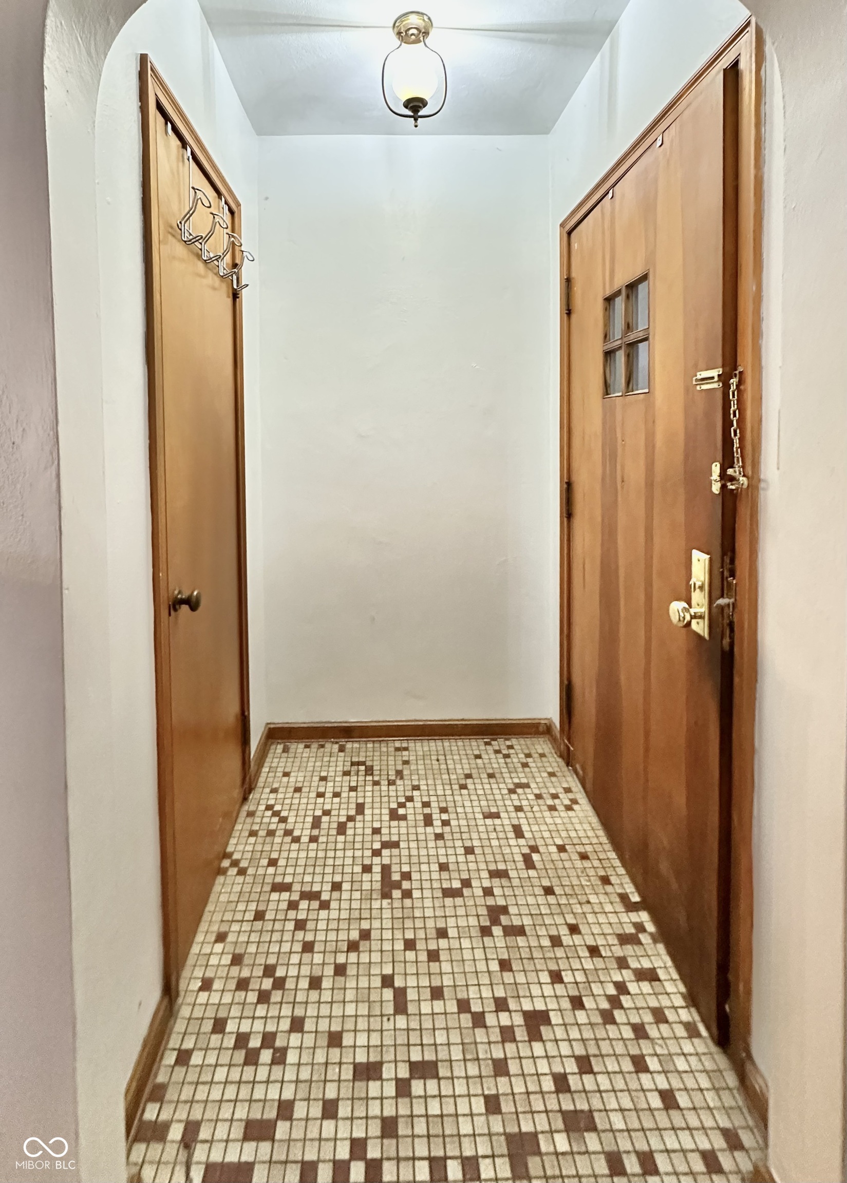 2640 38th Street Highland, IN 46322 - Photo 5 of 27