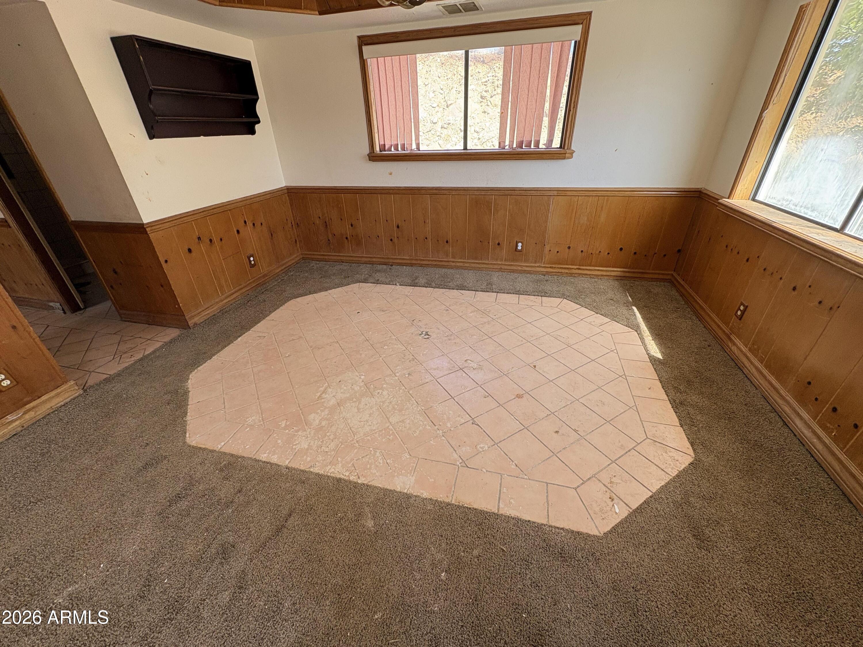 8878 Ice House Canyon Road Globe, AZ 85501 - Photo 4 of 18 Dining Room