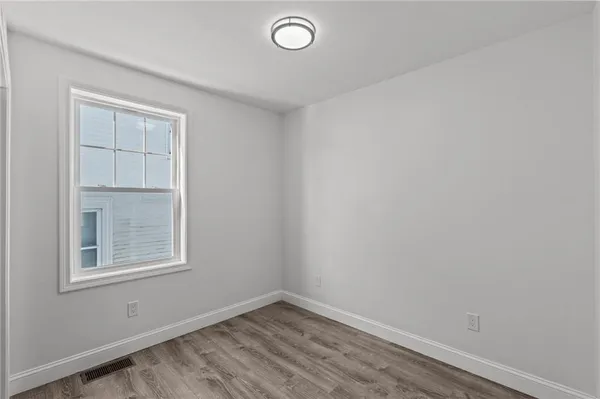 $2,500 | 29 Stansbury Street, Unit 2, Providence, RI 02908