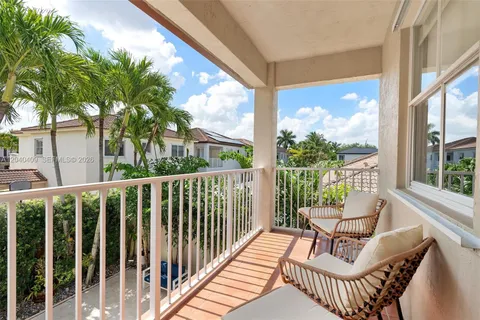 $1,230,000 | 2517 Southwest 148th Court, Miami, FL 33185