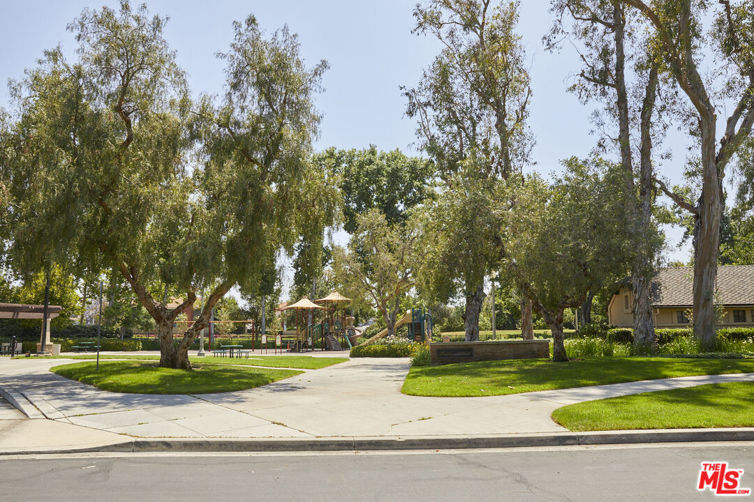 6 Mountainbrook Irvine, CA 92620 - Photo 28 of 31 not sure