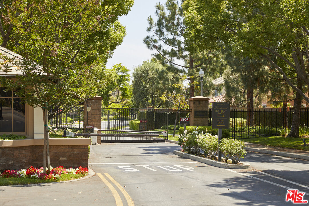 6 Mountainbrook Irvine, CA 92620 - Photo 30 of 31 a view of a fountain in front of a building