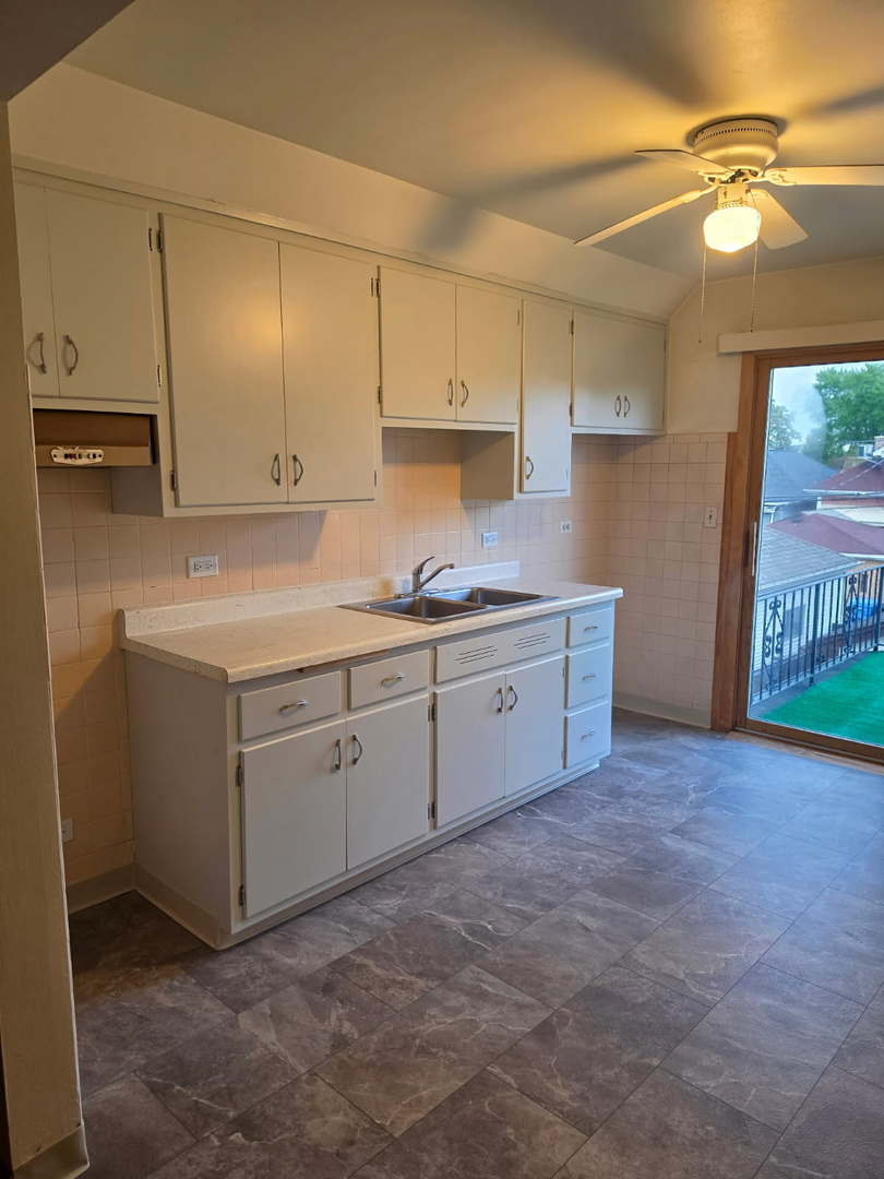 5353 North Nottingham Avenue Chicago, IL 60656 - Photo 14 of 20