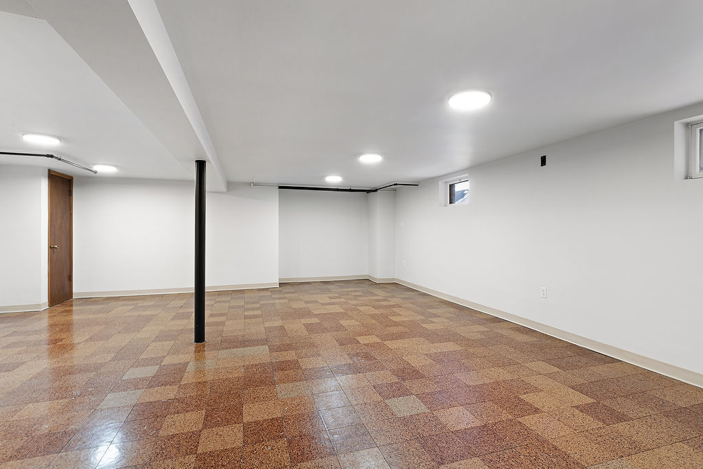 5353 North Nottingham Avenue Chicago, IL 60656 - Photo 17 of 20 a view of an empty room