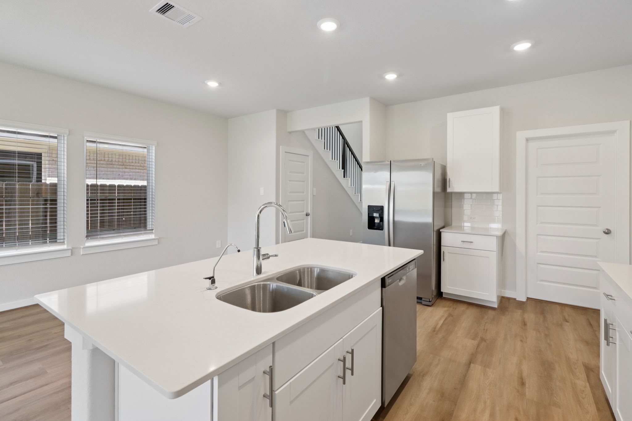31016 Rivage Bch Drive Huffman, TX 77336 - Photo 8 of 25