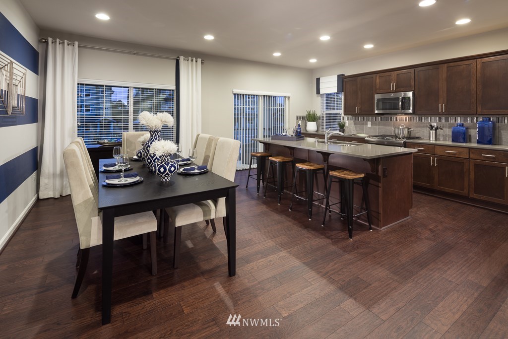 3410 Southwest Graham Street, Unit 804 Seattle, WA 98126 - Photo 3 of 17 Gallery Image 3