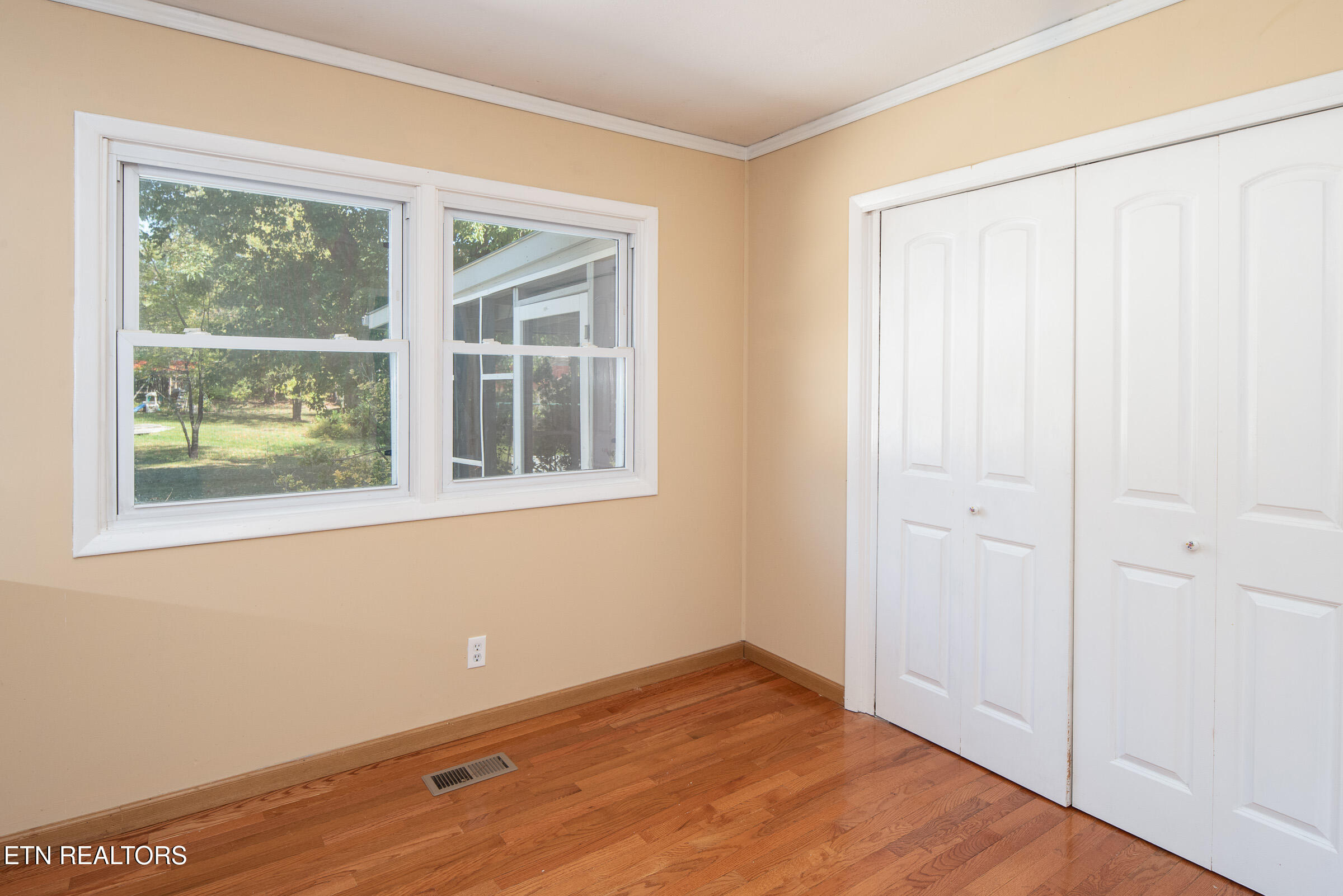 6604 Duke Road Knoxville, TN 37918 - Photo 16 of 19 JBP_Duke6604_2400px-16